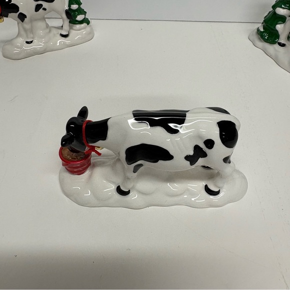 Department 56 Snow Village Herd Of Holiday Heifers Set 3 NWT - Picture 6 of 12